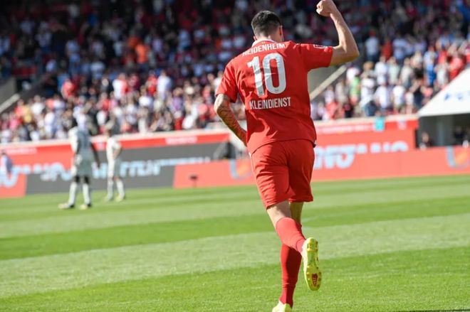 拜仁开门红，横扫勒沃库森！