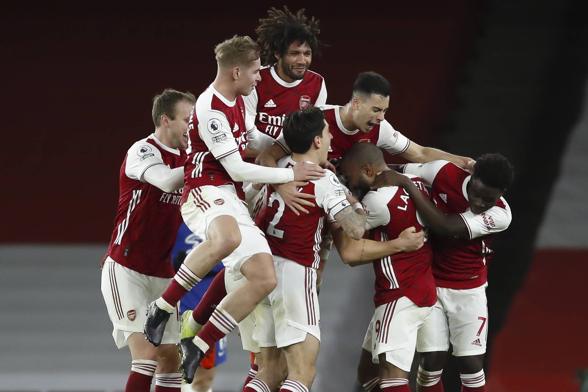 阿森納球员集体慈善活动，用心关爱社会的简单介绍