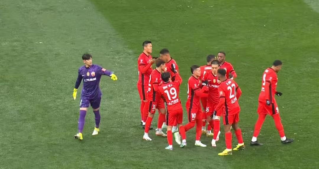 开云体育-意大利国内联赛复赛，球队们展开激烈争夺