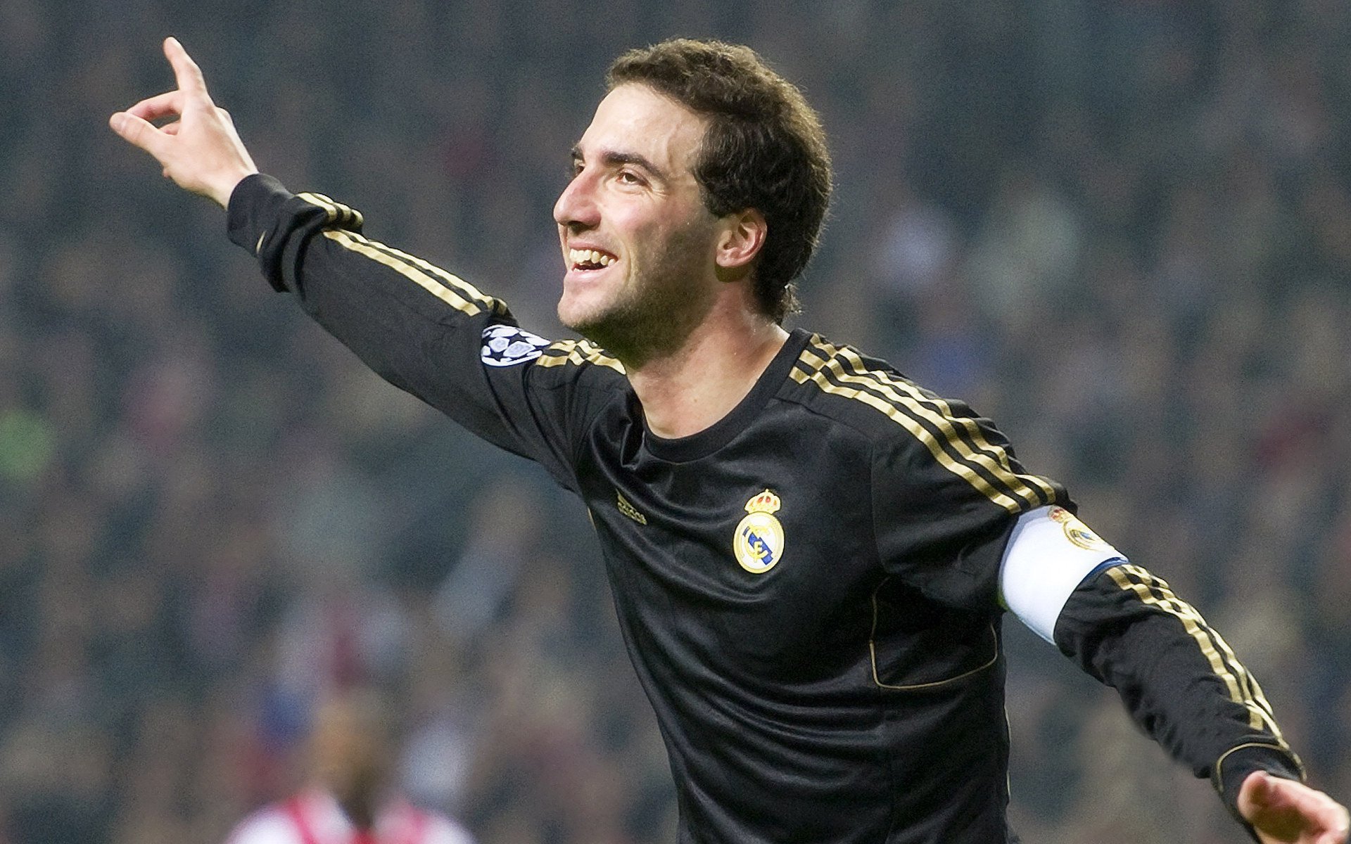 绿茵场上的沙漠风暴，阿拉巴一锤定音，沙特战术革命击溃爱尔兰传统